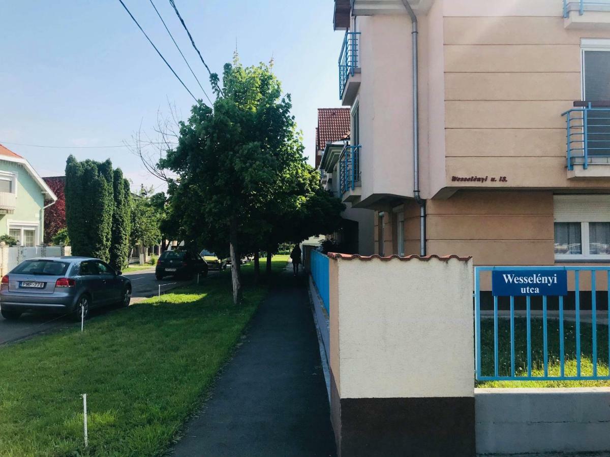 Апартаменты Tamara Apartman Хайдусобосло Экстерьер фото